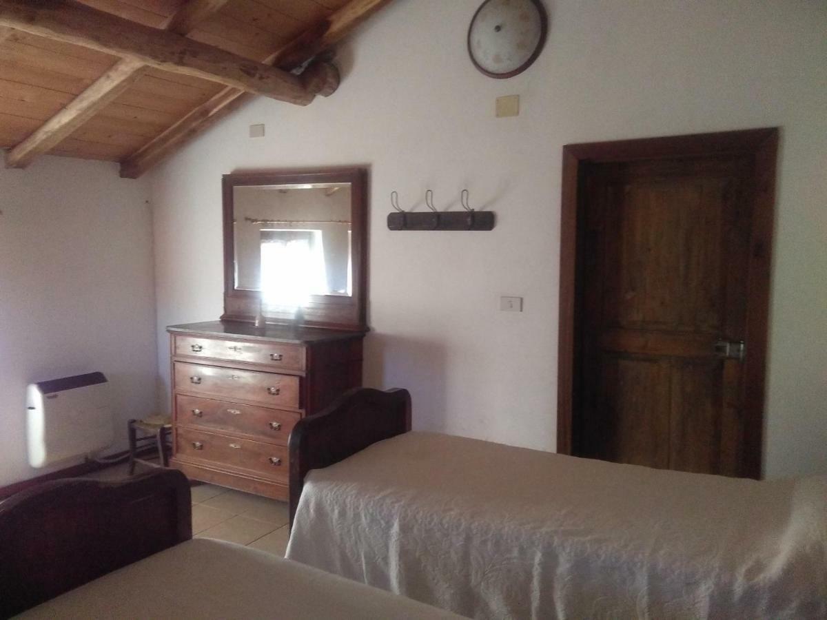 La Sereta Busalla Buitenkant foto
